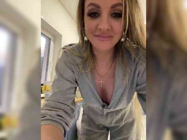 Nasty-tegress webcam