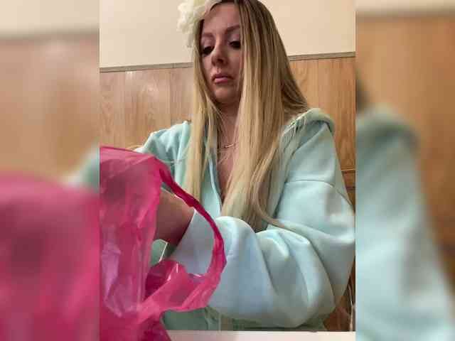 Nasty-tegress webcam