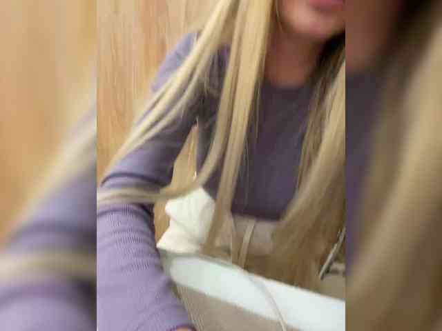 Nasty-tegress webcam