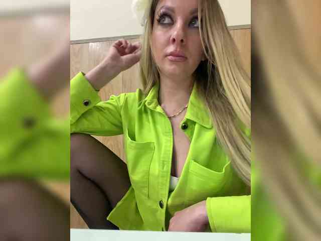 Nasty-tegress webcam