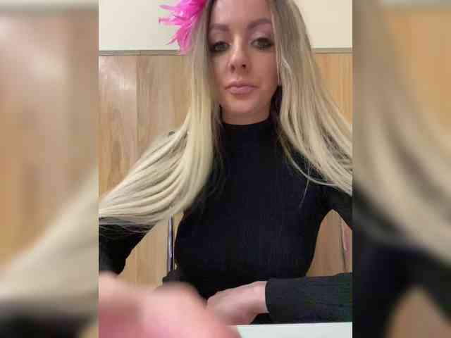 Nasty-tegress webcam