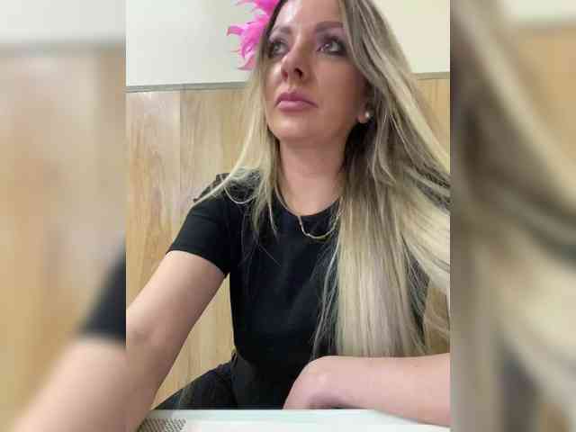 Nasty-tegress webcam