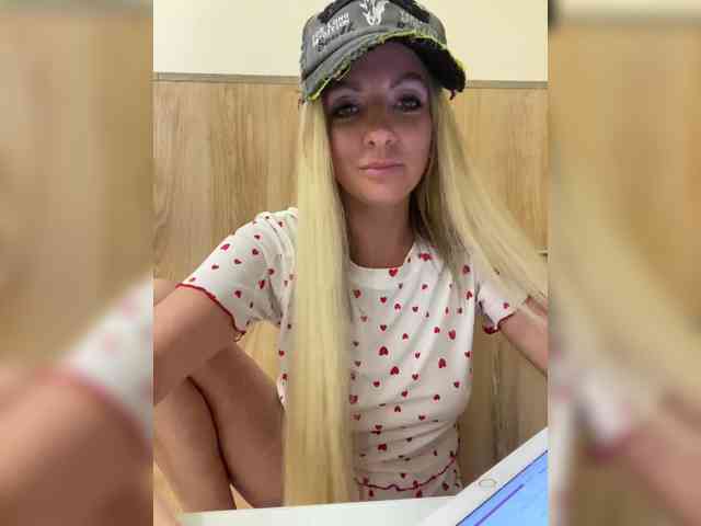 Nasty-tegress webcam