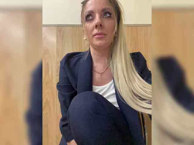 Nasty-tegress webcam