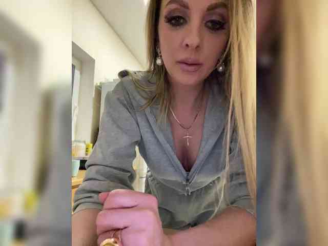 Nasty-tegress webcam