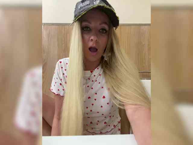 Nasty-tegress webcam