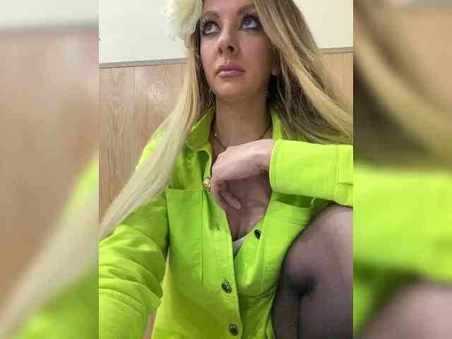 Nasty-tegress webcam