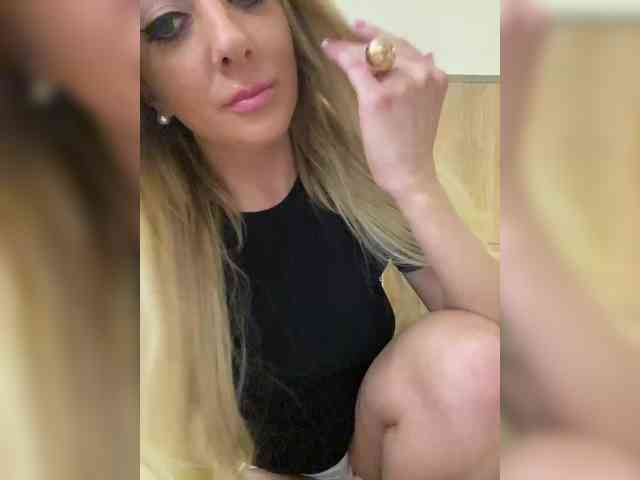 Nasty-tegress webcam