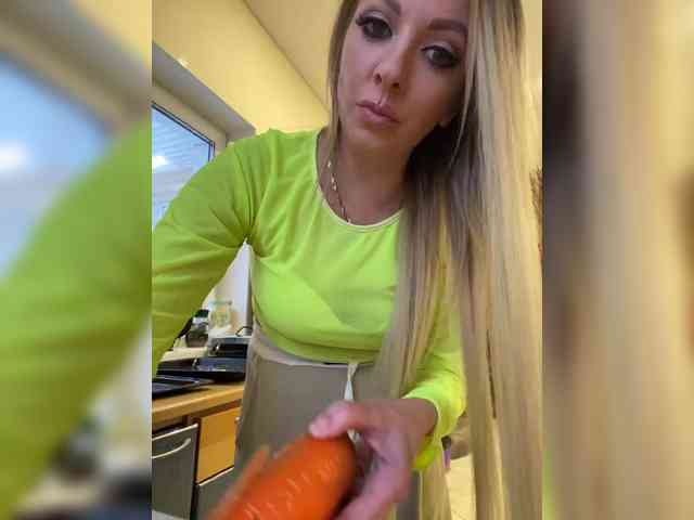 Nasty-tegress webcam