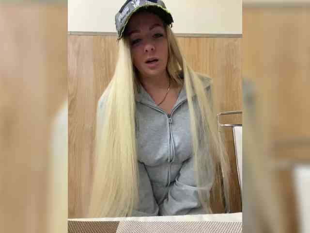 Nasty-tegress webcam
