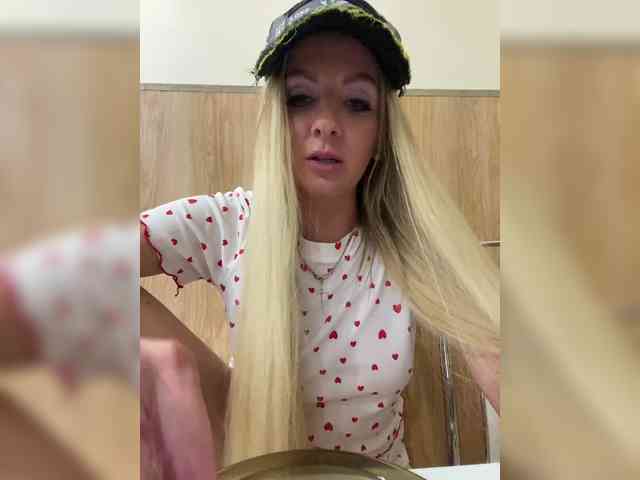 Nasty-tegress webcam