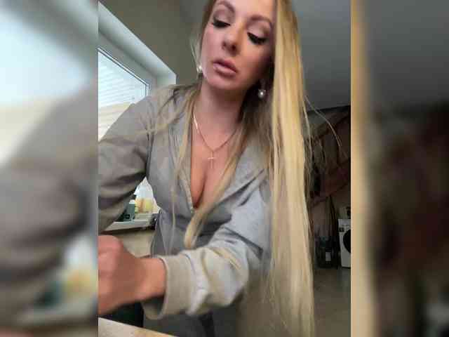 Nasty-tegress webcam