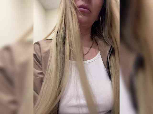 Nasty-tegress webcam