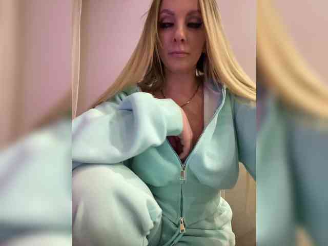 Nasty-tegress webcam