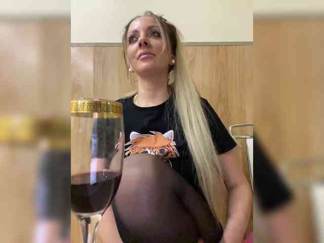 Nasty-tegress webcam