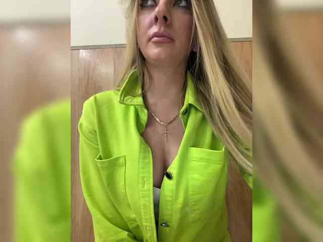 Nasty-tegress webcam