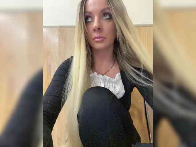 Nasty-tegress webcam