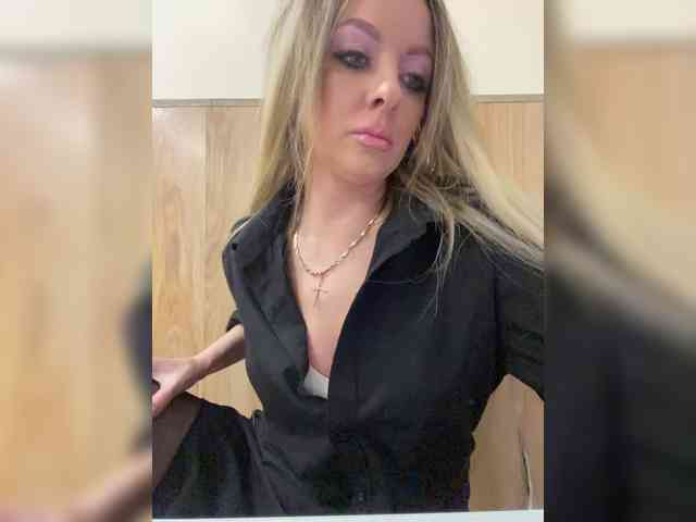Nasty-tegress webcam