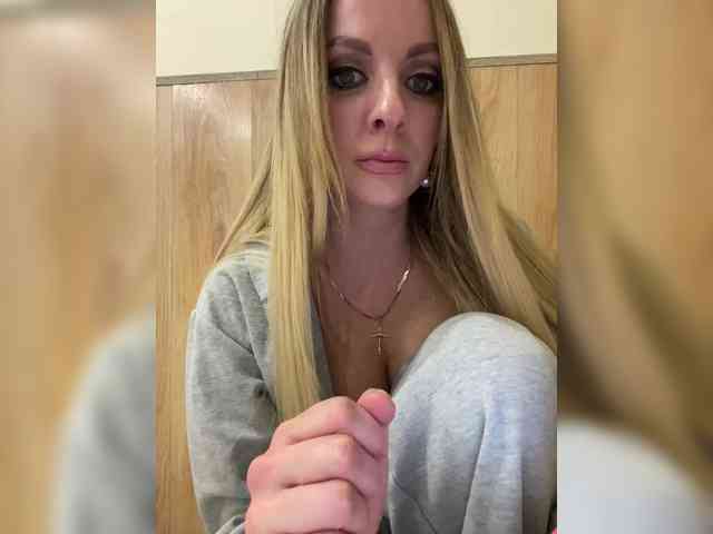 Nasty-tegress webcam