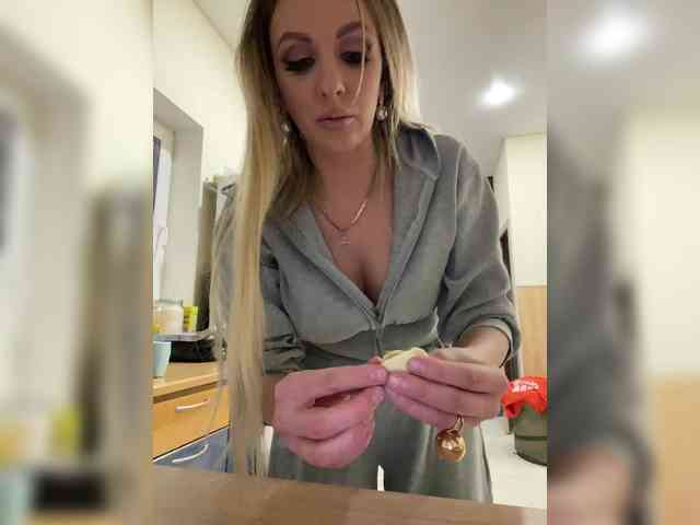 Nasty-tegress webcam