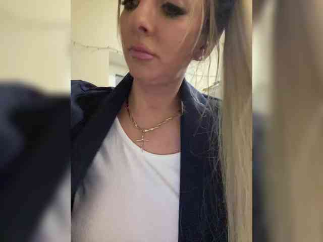 Nasty-tegress webcam