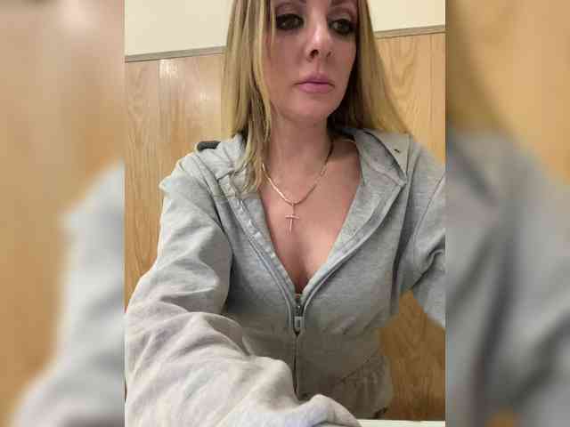 Nasty-tegress webcam