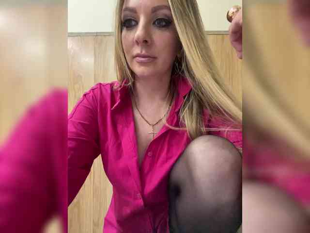 Nasty-tegress webcam