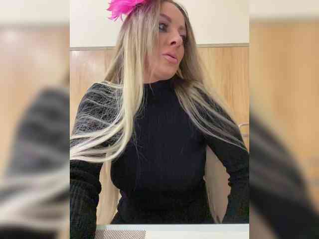 Nasty-tegress webcam
