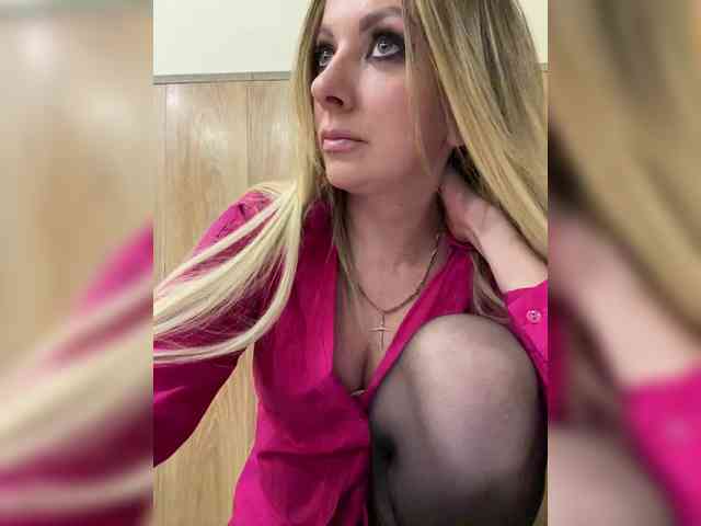 Nasty-tegress webcam