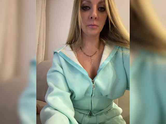 Nasty-tegress webcam