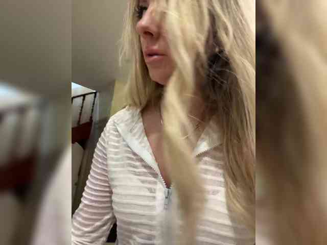 Nasty-tegress webcam