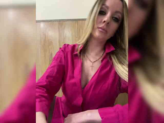 Nasty-tegress webcam