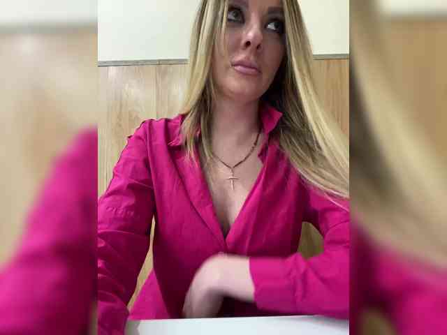 Nasty-tegress webcam