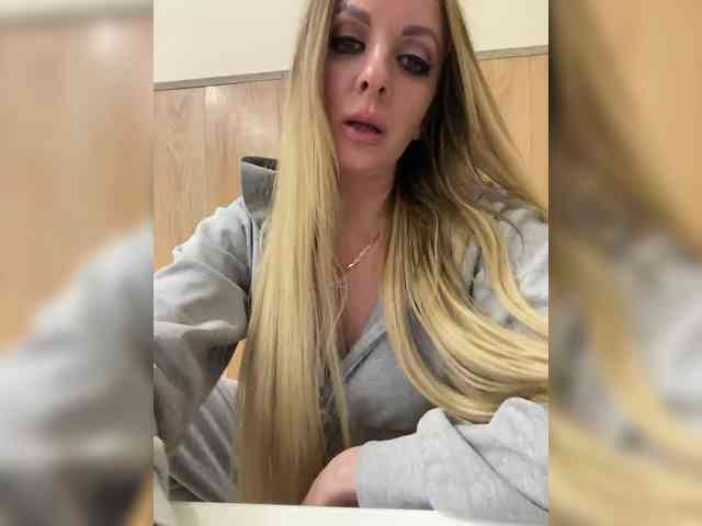 Nasty-tegress webcam