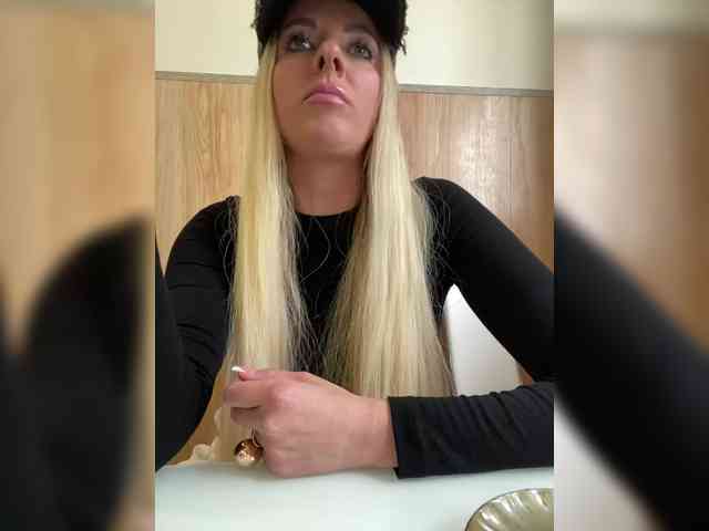 Nasty-tegress webcam