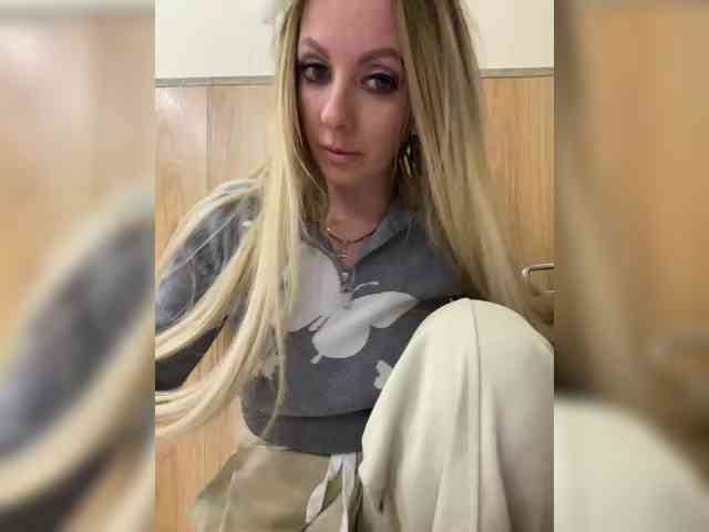 Nasty-tegress webcam