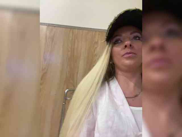Nasty-tegress webcam