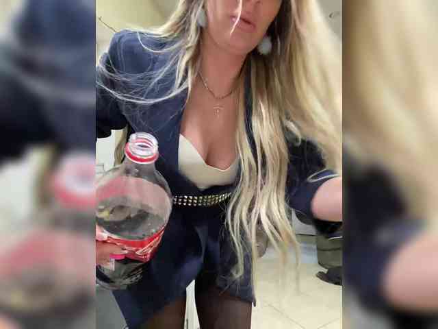 Nasty-tegress webcam