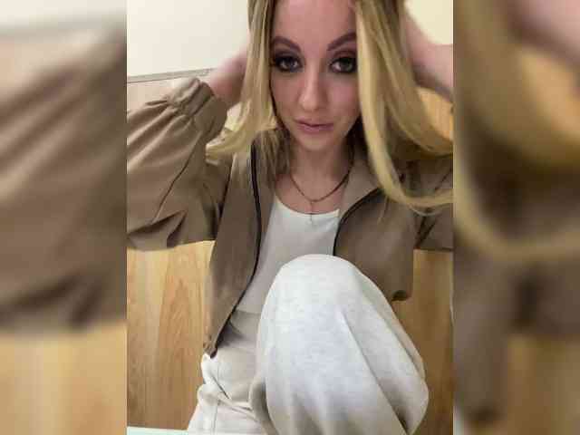 Nasty-tegress webcam