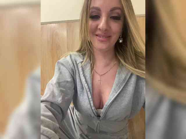 Nasty-tegress webcam