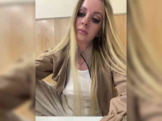 Nasty-tegress webcam