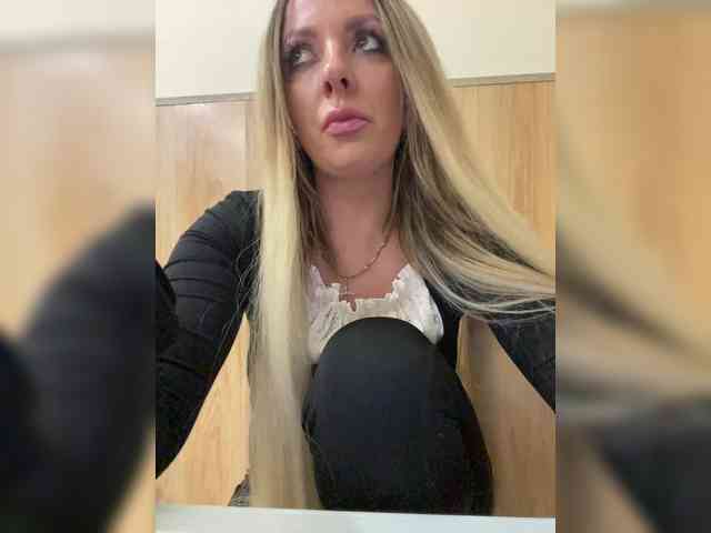 Nasty-tegress webcam