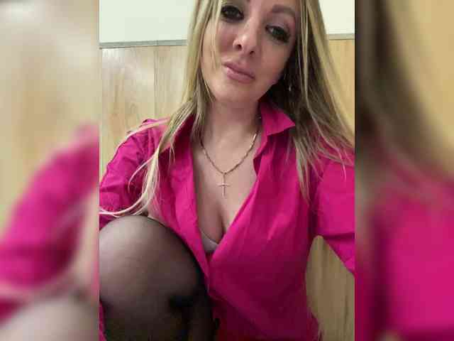 Nasty-tegress webcam