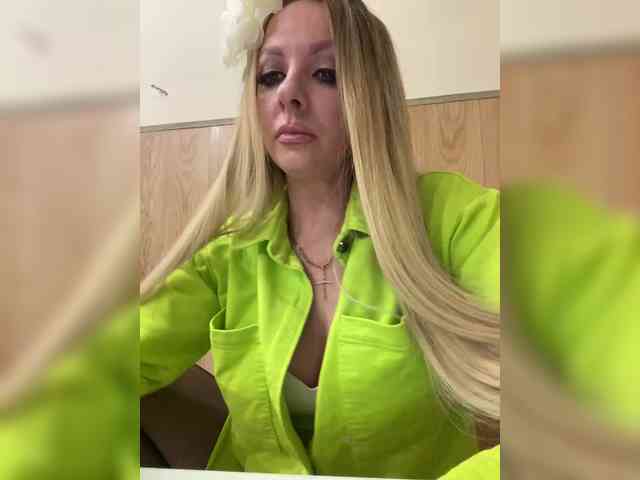 Nasty-tegress webcam