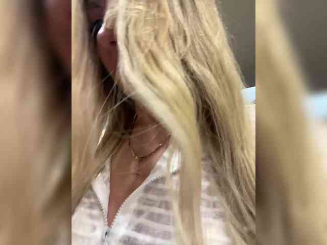 Nasty-tegress webcam