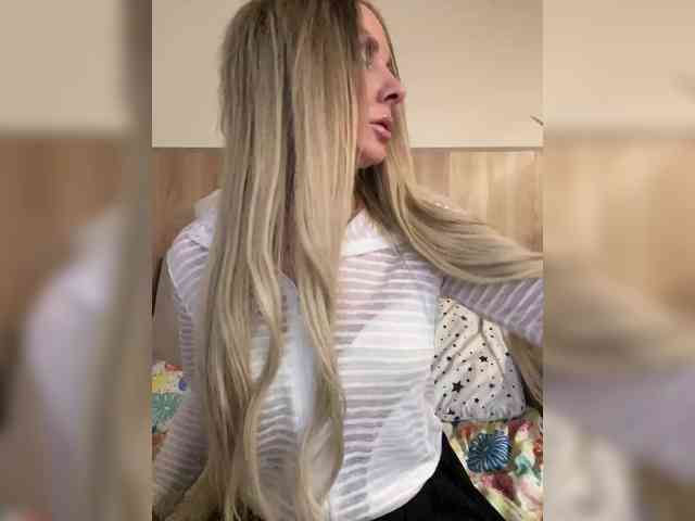 Nasty-tegress webcam