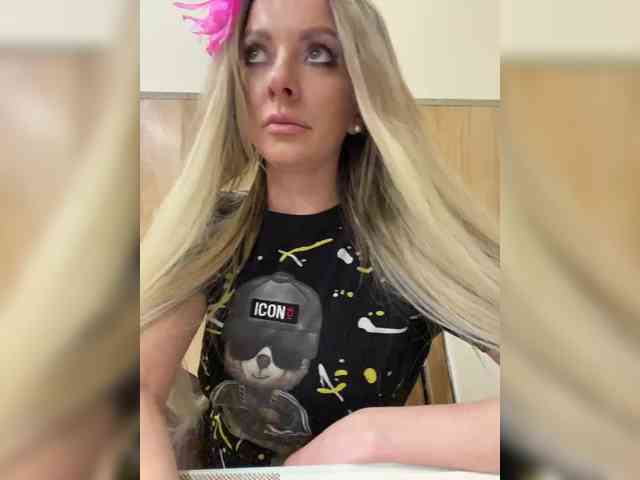 Nasty-tegress webcam