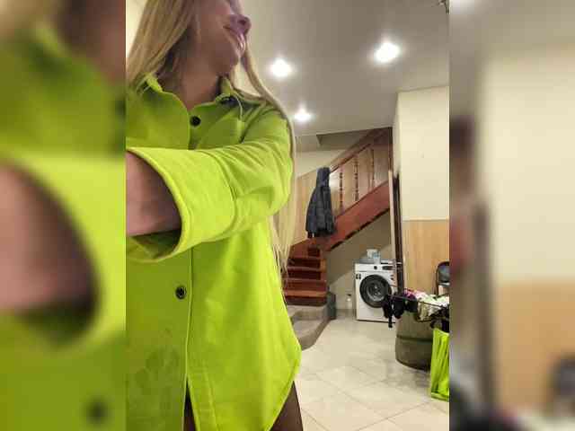 Nasty-tegress webcam