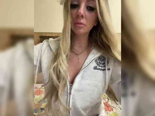 Nasty-tegress webcam