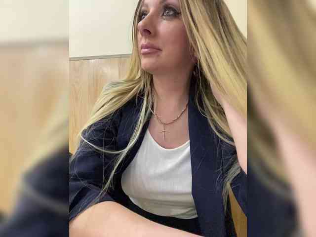 Nasty-tegress webcam